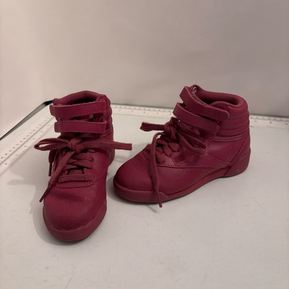 Reebok Classic Freestyle hi high top pink lace up trainer runner shoe girls 10.5